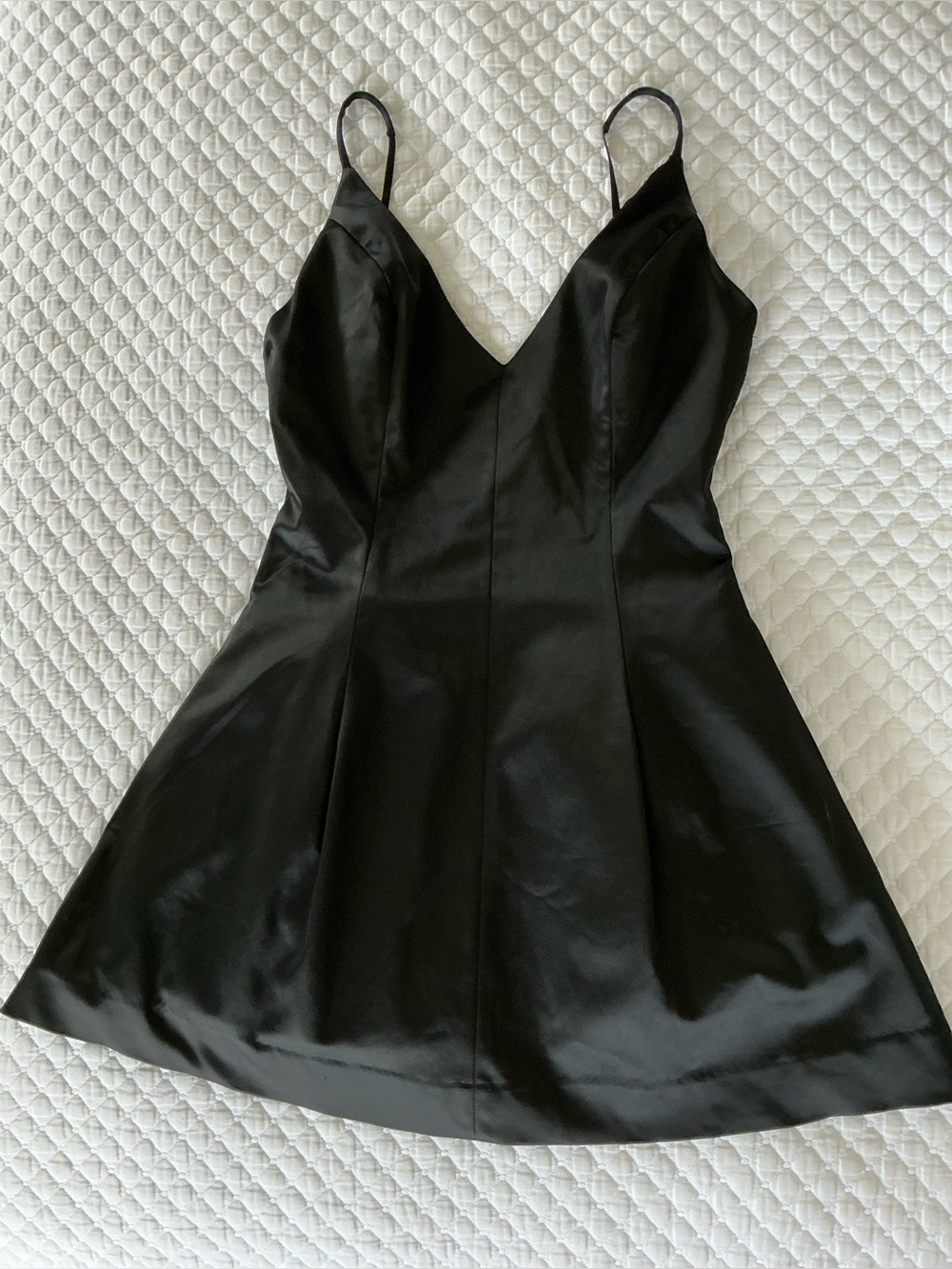 bebe Black Satin V-Neck Cocktail Mini Dress 6 - Picture 7 of 15